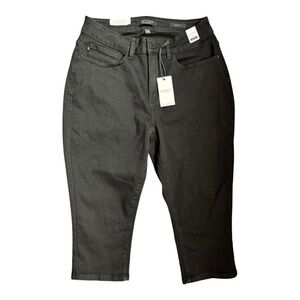 Judy Blue Capri Fit Mid Rise Black Size 14W Style# JB88239